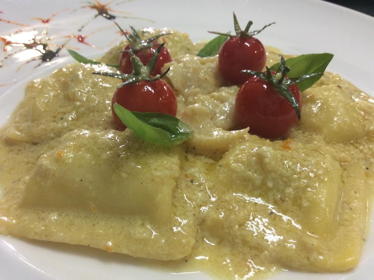 למזיה טרמה Il Borghetto Hotel Ristorante מראה חיצוני תמונה
